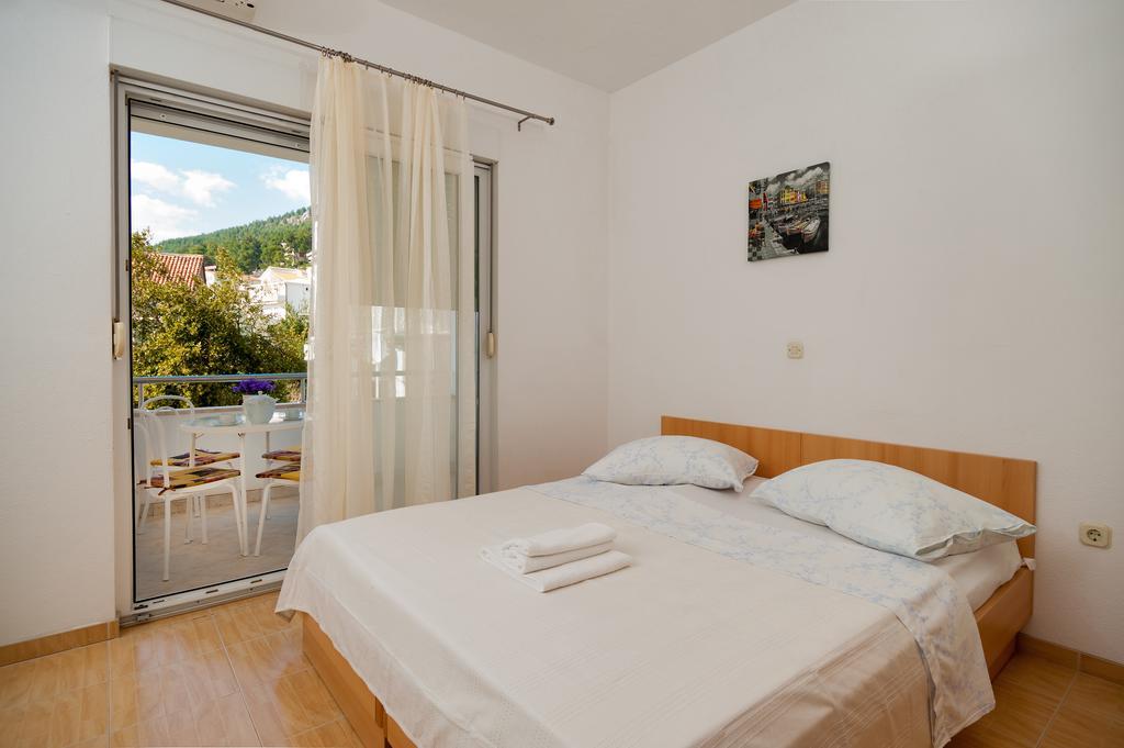 Apartamento House Marta Baška Voda Habitación foto