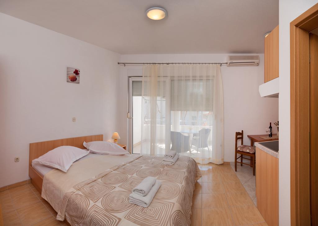 Apartamento House Marta Baška Voda Habitación foto